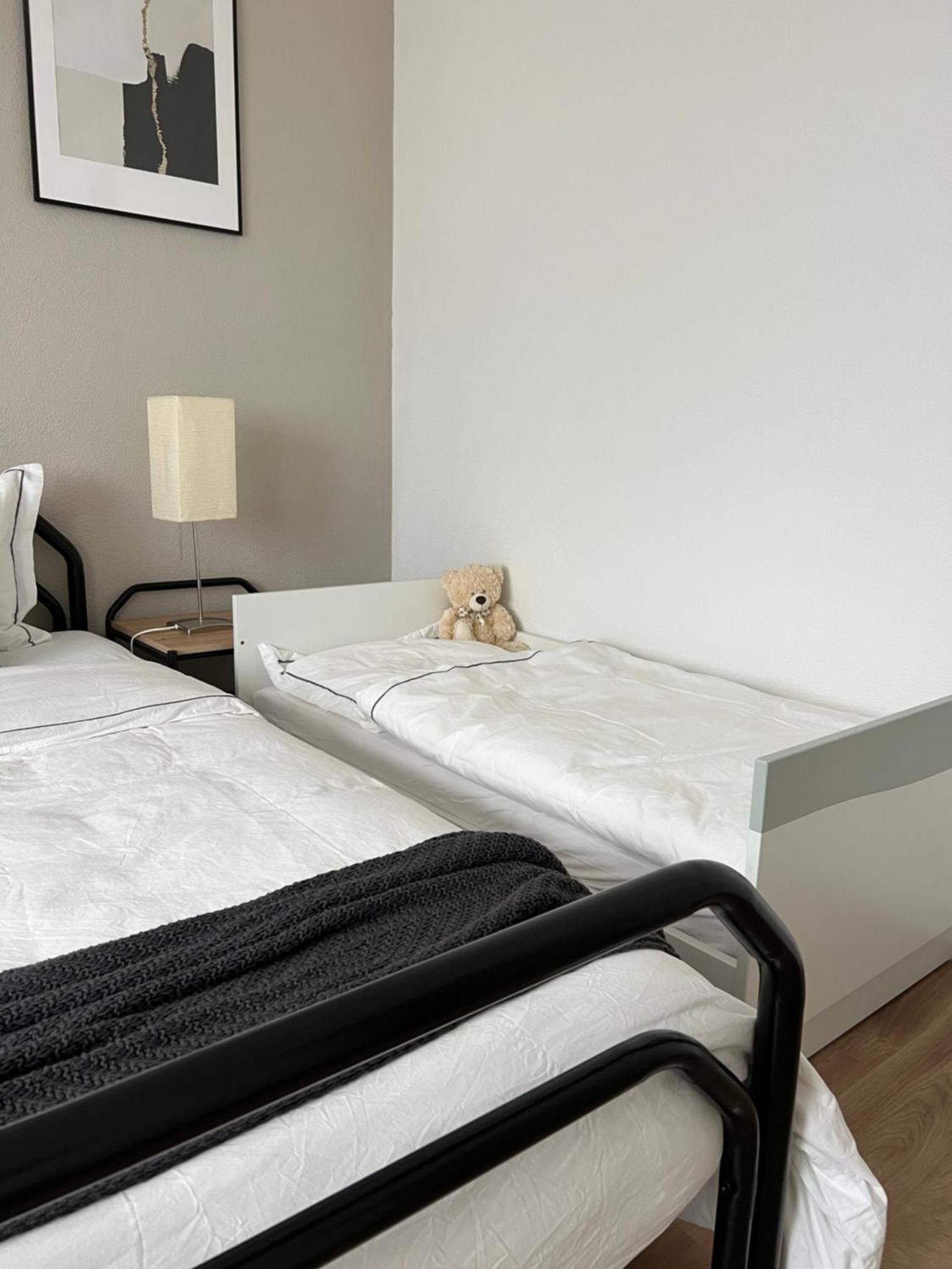 Black&White Apartment Uzwil 외부 사진