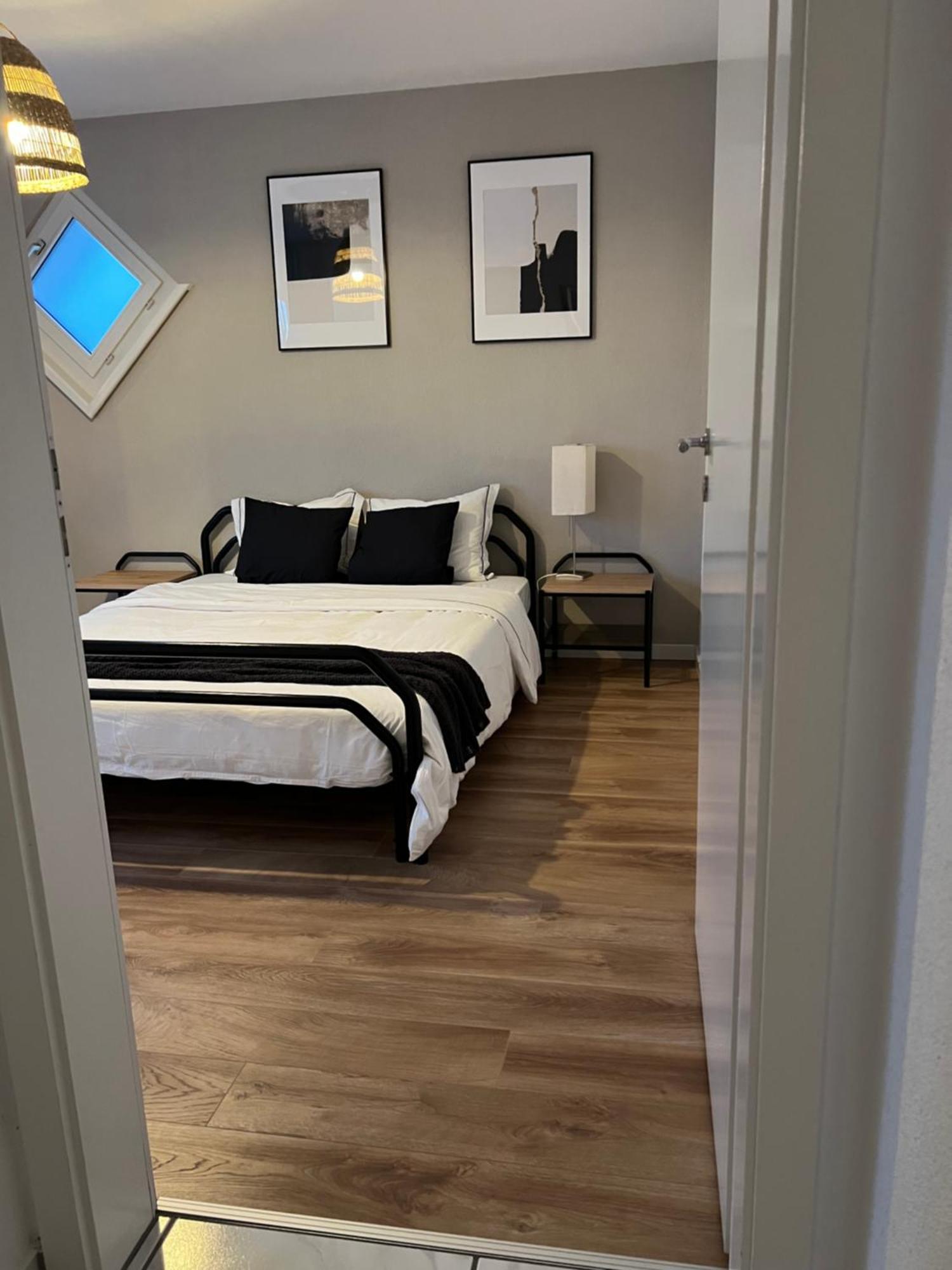 Black&White Apartment Uzwil 외부 사진